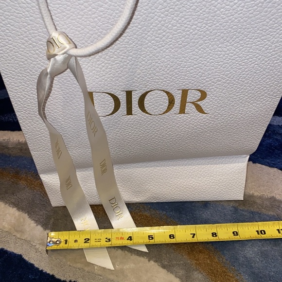 Christian DIOR White Empty Shopping Bag Pebbled with Gold Print & Dior R… - Picture 6 of 7